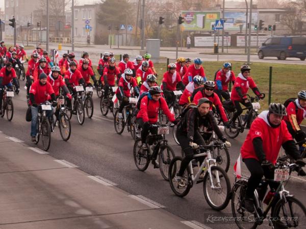 XIX Bydgoski Rowerowy Rajd Niepodległości – w rytmie 111 kilometrów wolności!
